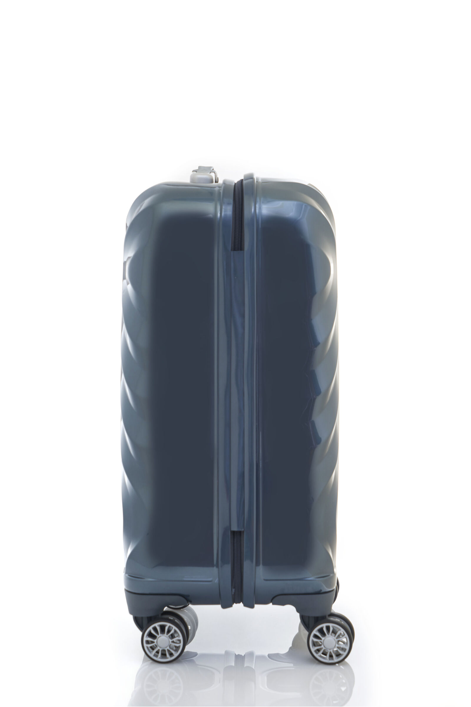 zavis american tourister
