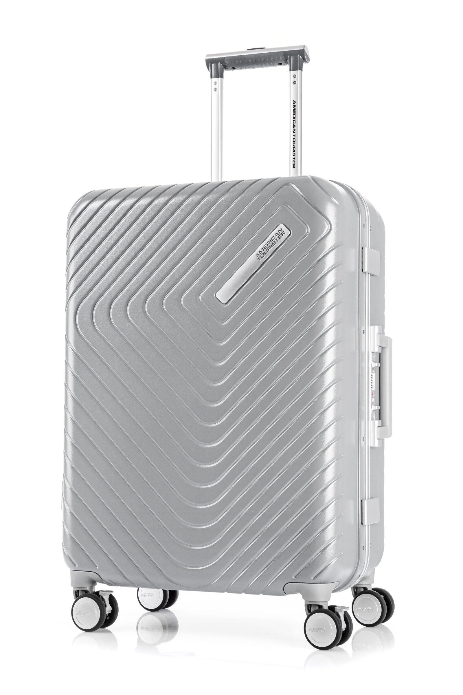 american tourister spinner 67