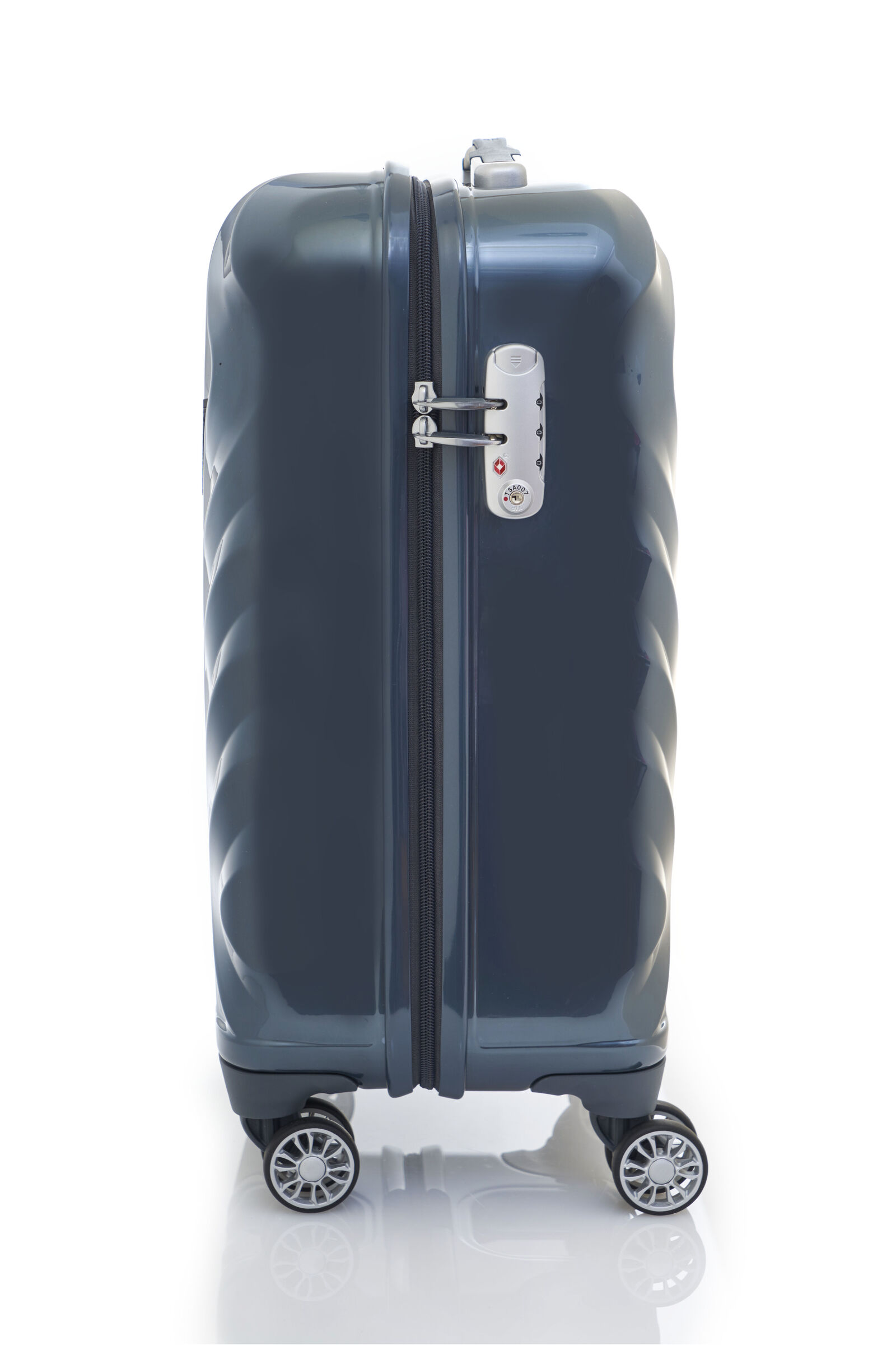 zavis american tourister